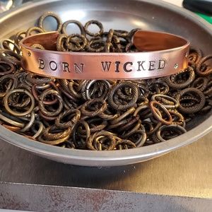 💚 Hand stamped copper bracelet